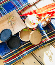 Load image into Gallery viewer, Japanese Handcrafted Wooden Rounded Container Chestnut - 栗の蓋物 高 10cm (5cm height)