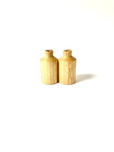 Load image into Gallery viewer, Japanese Handcrafted Wooden Miniature Vase Castor Aralia Tree- 栓のチビ輪挿し
