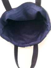 Load image into Gallery viewer, Indigo dyed Japanese Traditional Sashiko Tote Bag - 藍染め刺し子トート