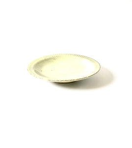 Japanese Ceramic Small Plate Shinogi - 粉引4寸リム鎬皿