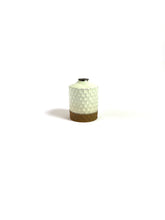 Load image into Gallery viewer, Japanese Ceramic Single Flower Vase Uroko - 粉引一輪挿し鱗柄角