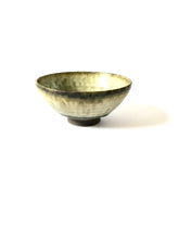 Load image into Gallery viewer, Japanese Ceramic Ash Glazed Rice Bowl - 彩色灰釉飯碗
