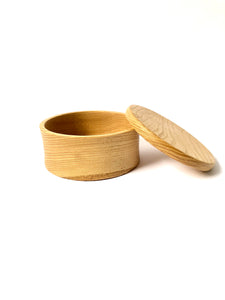 Japanese Handcrafted Wooden Rounded Container Chestnut - 栗の蓋物 高 10cm (5cm height)