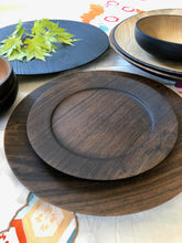 Load image into Gallery viewer, Japanese Handcrafted Wooden Iron Dyed Rim Plate Cherry 18cm -  染めリムプレート