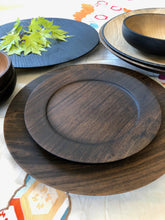 Load image into Gallery viewer, Japanese Handcrafted Wooden Iron Dyed Rim Plate Cherry 24cm -  染めリムプレート