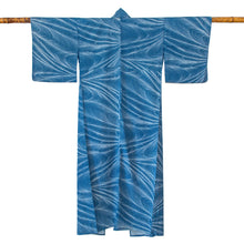 Load image into Gallery viewer, Vintage Japanese Kimono - ヴィンテージ着物