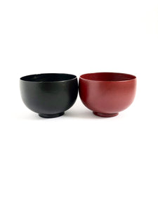 Japanese Lacquered Rounded Miso Soup Bowl - 漆塗りまり汁椀