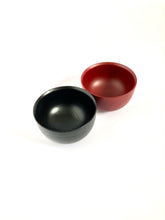 Load image into Gallery viewer, Japanese Lacquered Multi Use Bowl - 漆塗り渕布多用椀